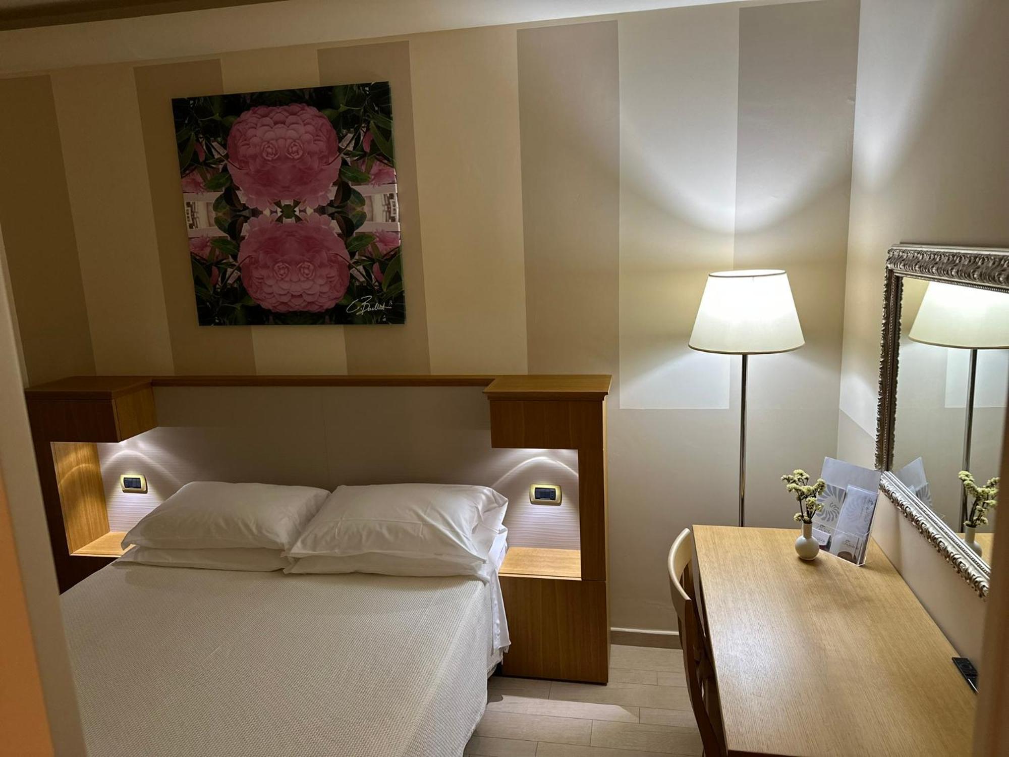 Relais Concorde Aparthotel Grottammare Eksteriør bilde
