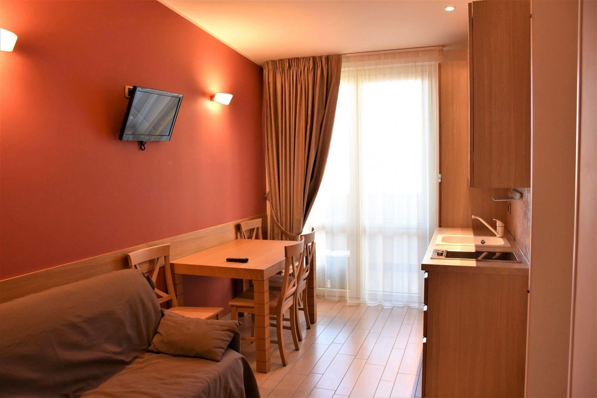 Relais Concorde Aparthotel Grottammare Eksteriør bilde